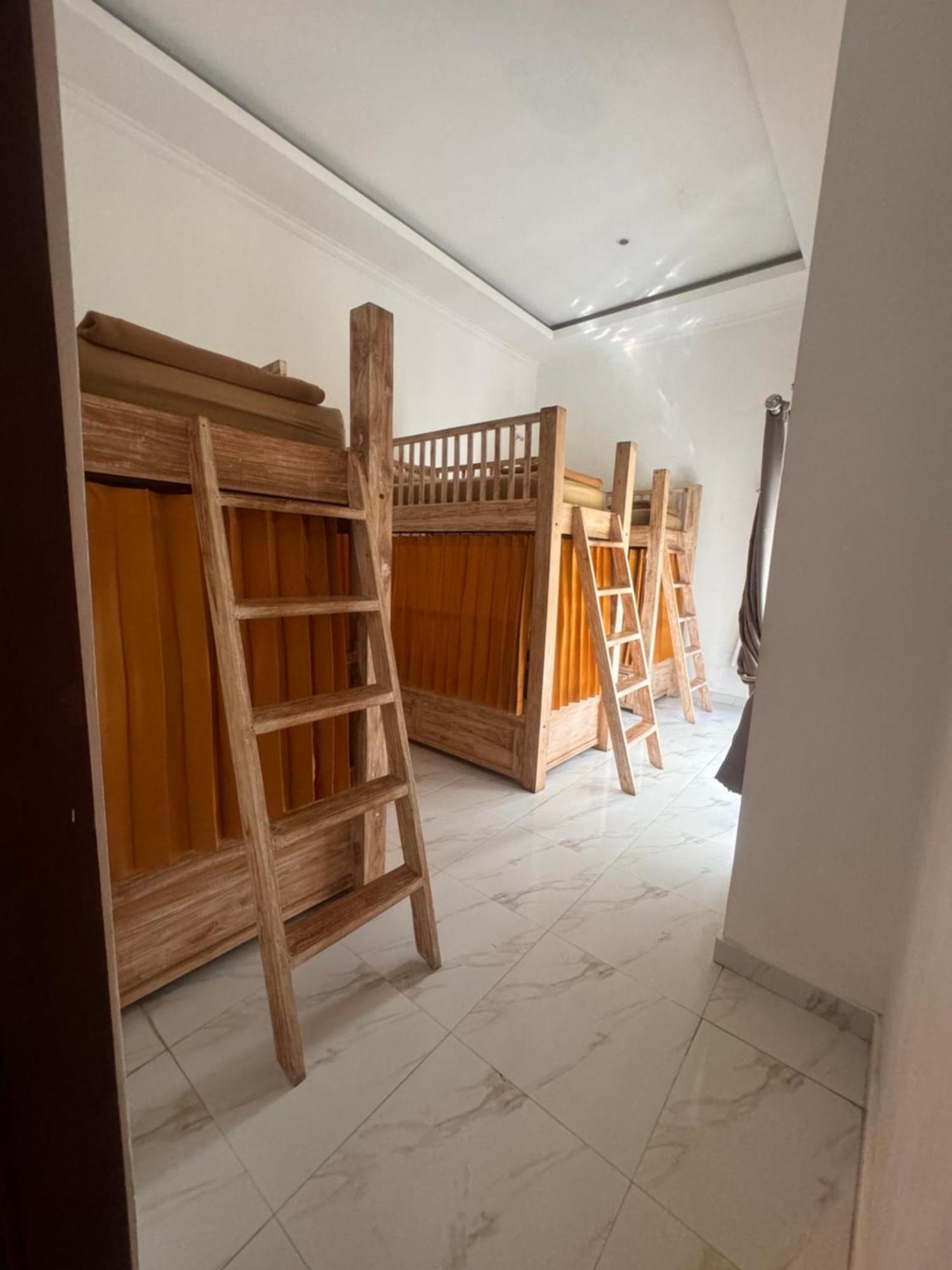 Dream Beach Hostel Lembongan Екстериор снимка